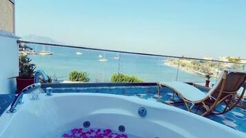 Bañera de hidromasaje exterior