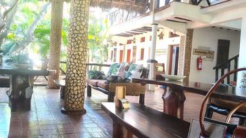 Bar (en la propiedad)