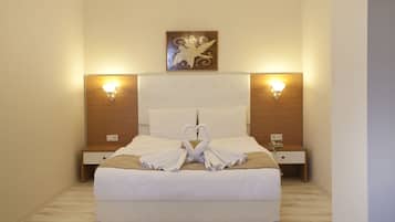 Suite junior | Minibar, caja fuerte, escritorio y wifi gratis