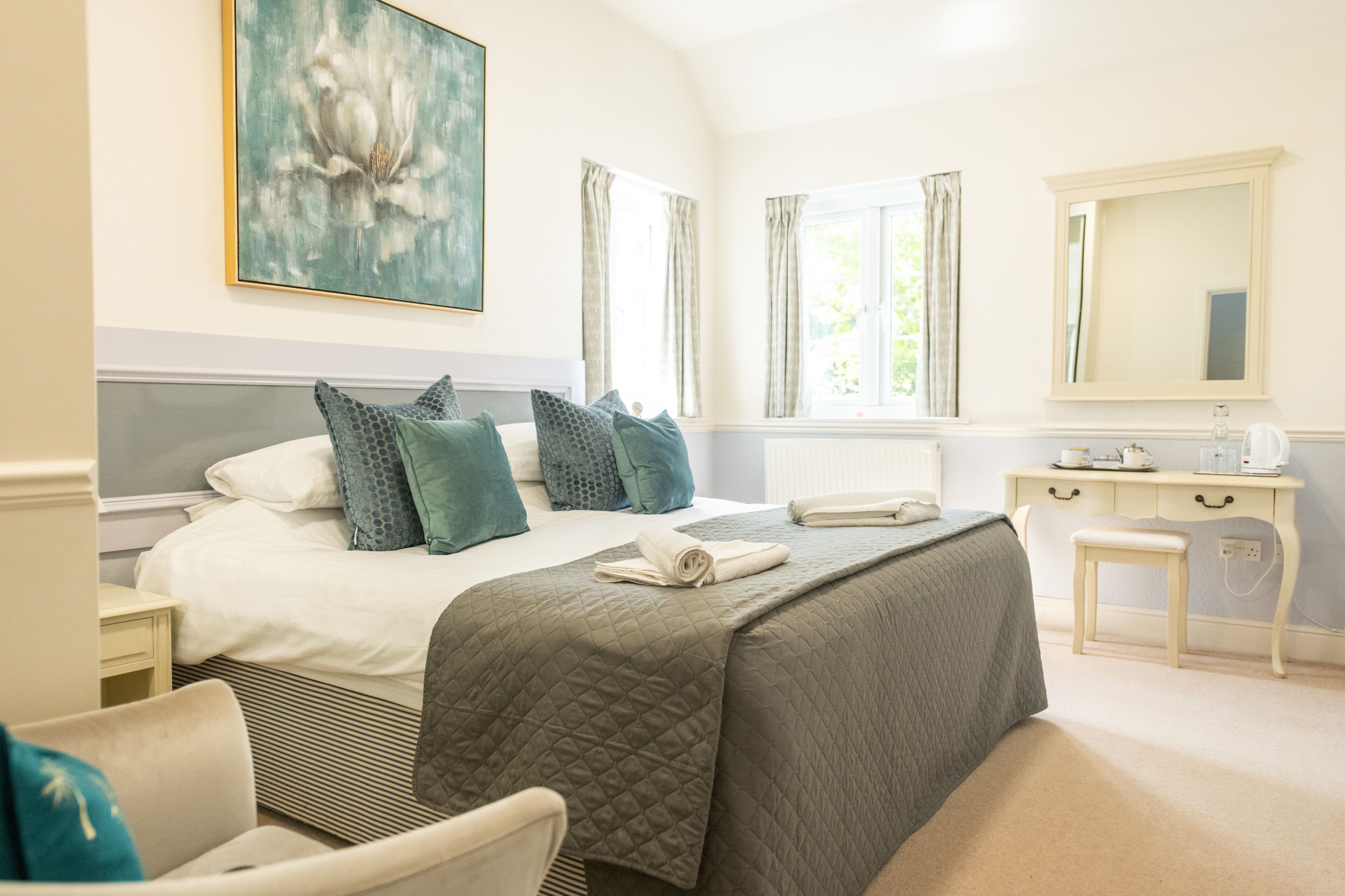 standard king room | egyptian cotton sheets, premium bedding, individually decorated