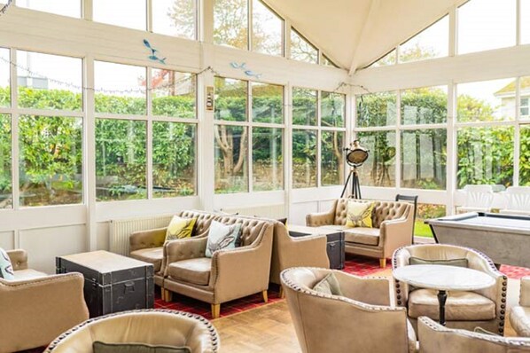 Bar (on property) - Woodlands Hotel (Sidmouth)