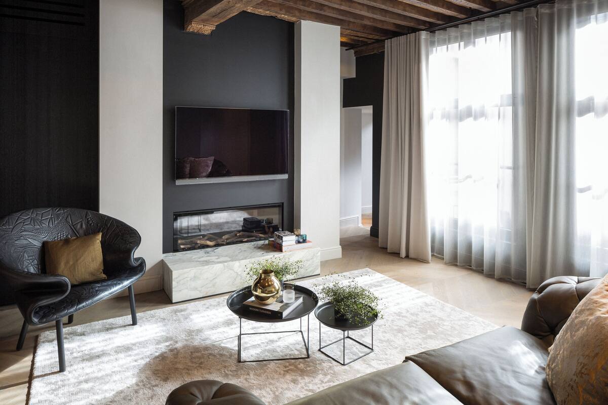 Suite – deluxe, 1 kingsize-seng (Suite 5) | 1 soverom, safe på rommet, skrivebord og blendingsgardiner