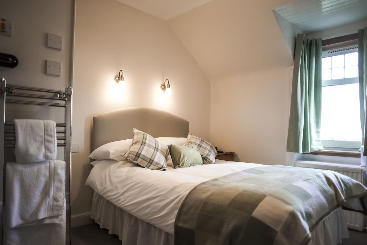 Wifi gratis y ropa de cama