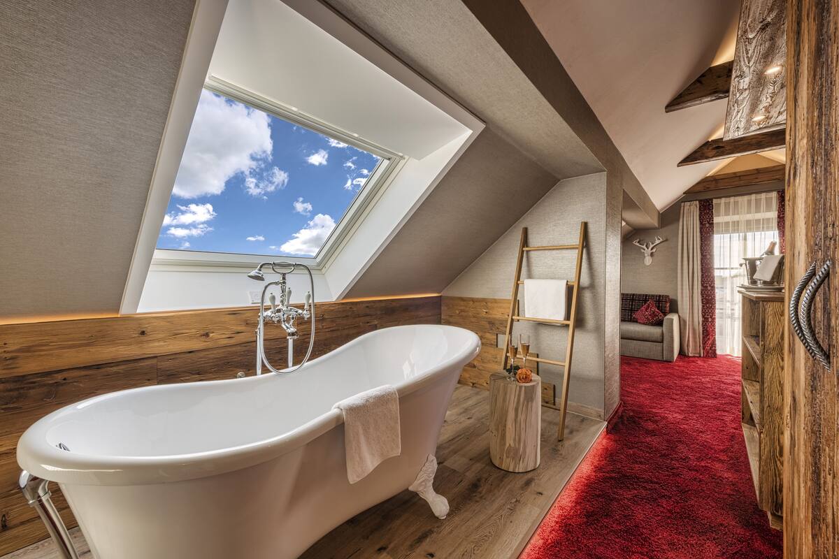 Suite monolocale Premium, 1 camera da letto | Bagno | Doccia, soffione a pioggia, asciugamani