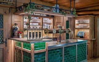Bar (in der Unterkunft)