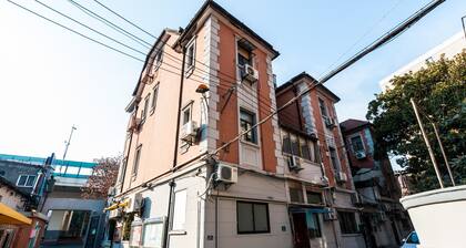 Qiyu Homestay - West Nanjing Road Branch