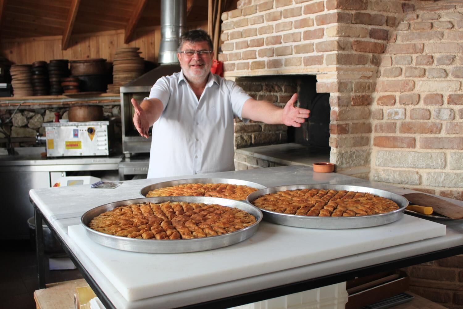 Breakfast, lunch, dinner served; Turkish cuisine 