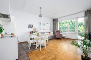 Deluxe Apartment, 1 Queen Bed with Sofa bed, Non Smoking, City View | 1 bedroom, premium bedding, iron/ironing board, cribs/infant beds - ShortStayPoland Krucza - B34 (Warsaw)