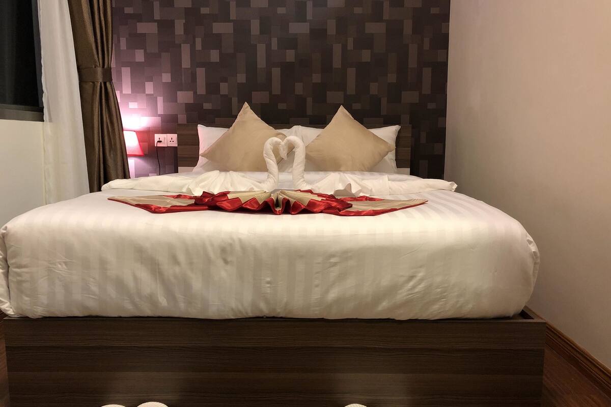 standard double room | minibar, desk, rollaway beds, free wifi