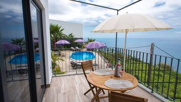 Luxury Apartment, Ensuite, Sea View (Villa Palmeira) | View from property