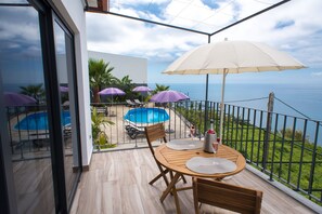 Luxury Apartment, Ensuite, Sea View (Villa Palmeira) | View from property