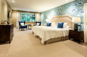 ダブルまたはツインルーム | アイロン / アイロン台、WiFi (無料)、ベッドシーツ