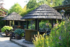 屋外ダイニングエリア