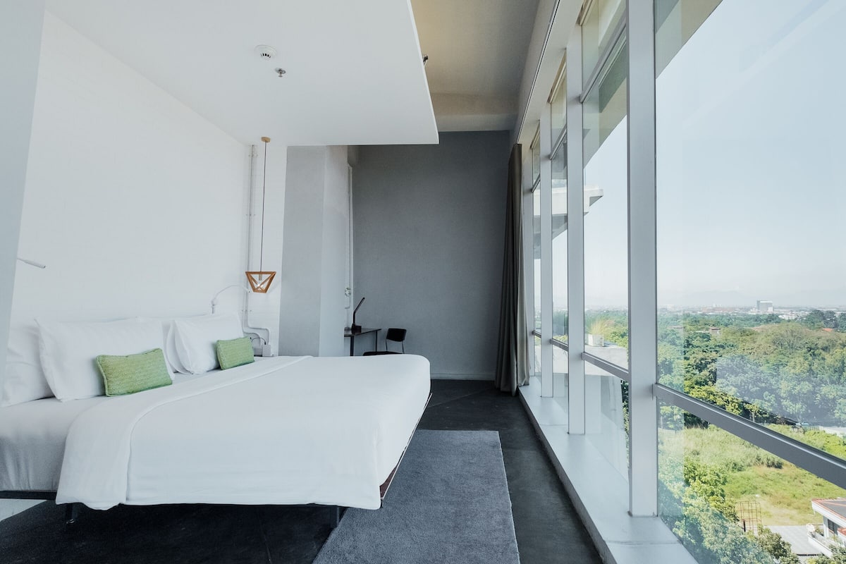 Deluxe-Zimmer | Minibar, Zimmersafe, individuell dekoriert, individuell eingerichtet