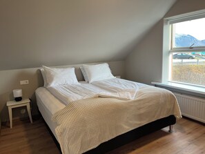 Apartment, 2 Bedrooms | 2 bedrooms, blackout curtains, free WiFi