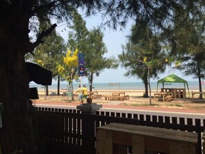 4 Bedrooms House | Vistas desde la habitación