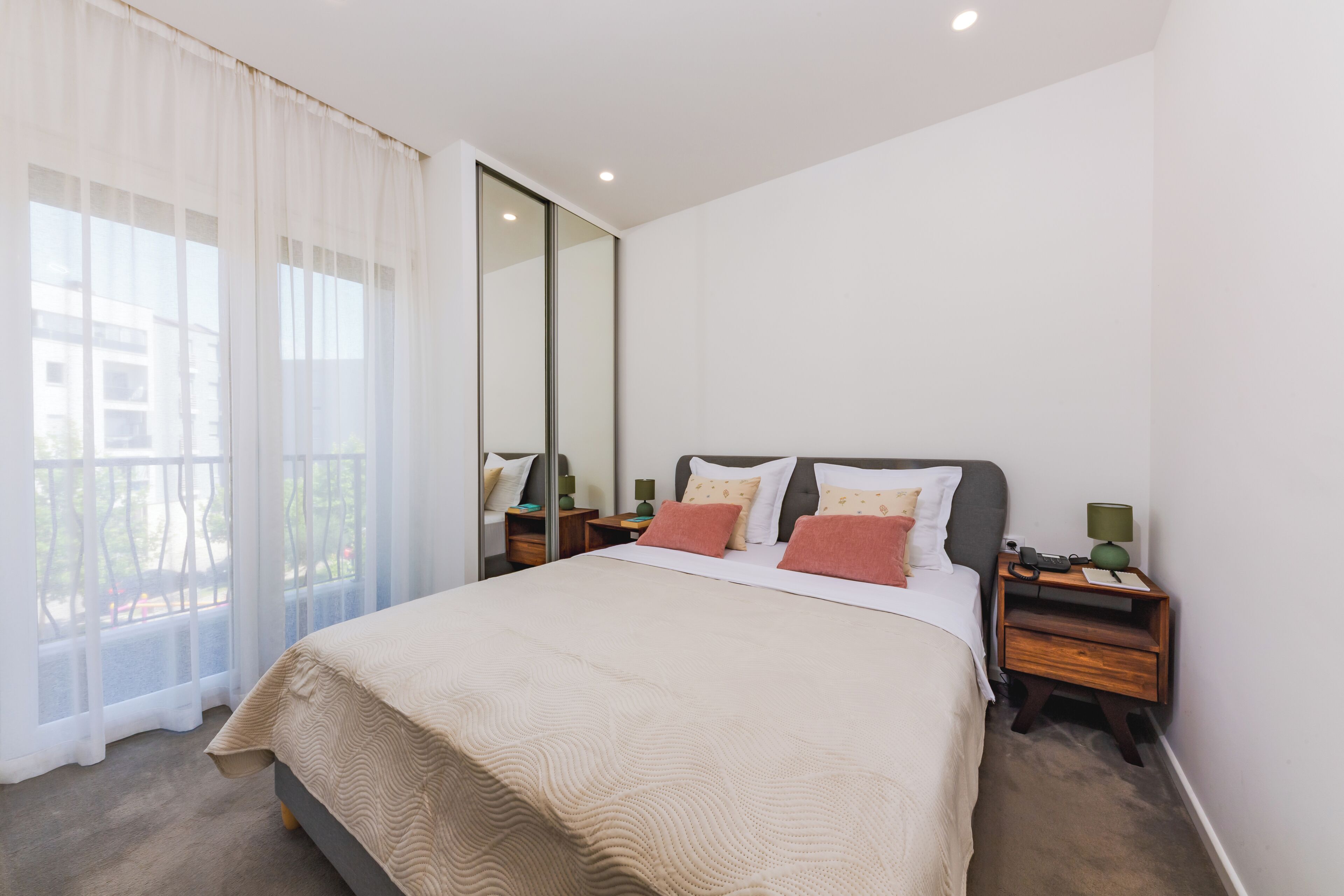 Minibar, in-room safe, soundproofing, iron/ironing board