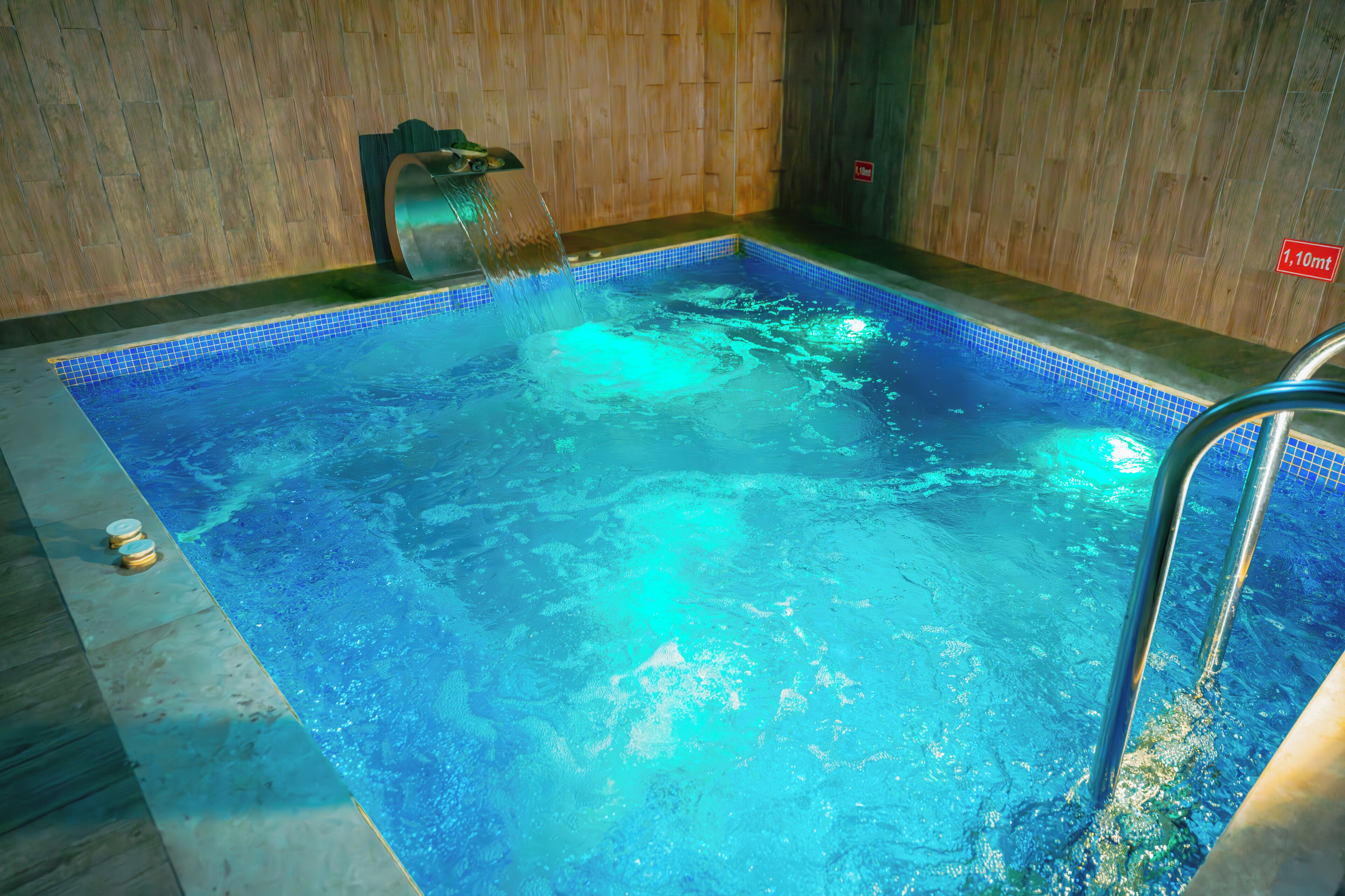 Steam room, Turkish bath/hammam
