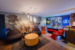 Lobby sitting area - Vespia Hotel (Istanbul)
