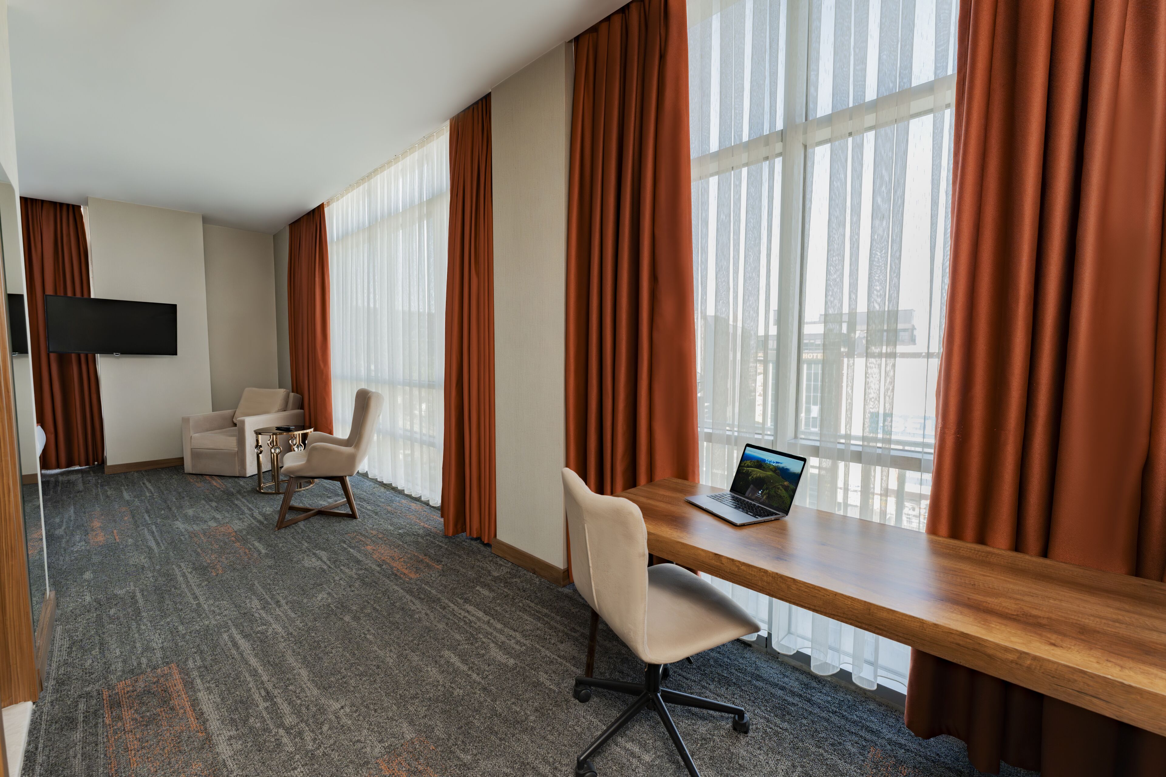 Family Quadruple Room, 2 Bedrooms, Smoking