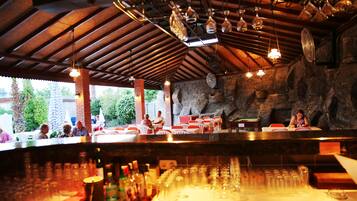 Poolbar
