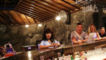 Bar (en la propiedad)