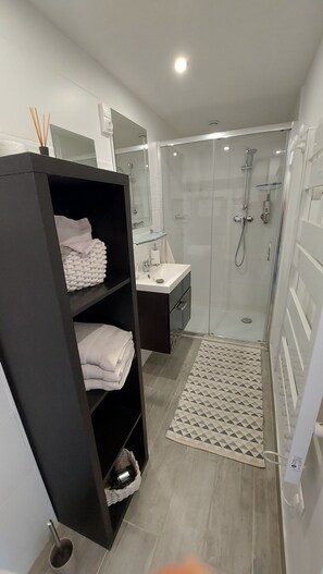 Familien-Ferienhaus, mit Bad | Badezimmer