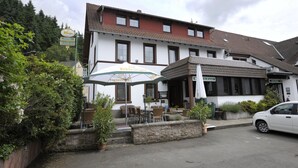 Terrace/patio - Reckweilerhof Hotel (Wolfstein)