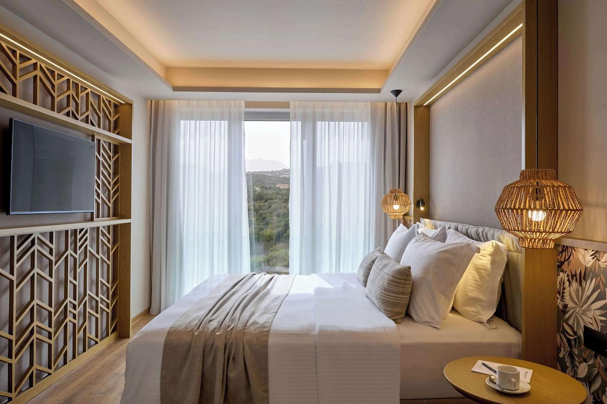 Family 1Bedroom Junior Suite | 1 bedroom, Egyptian cotton sheets, premium bedding, memory foam beds
