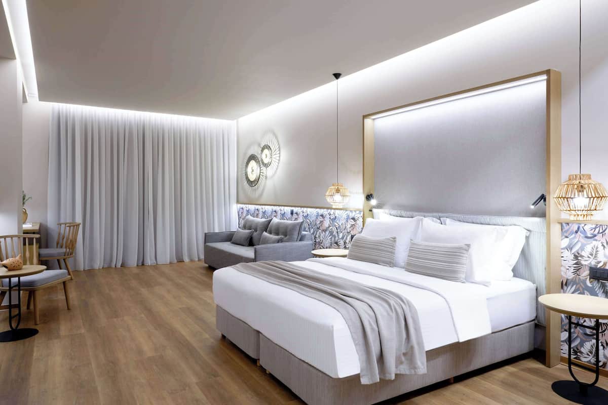 Comfort Room | 1 bedroom, Egyptian cotton sheets, premium bedding, memory foam beds