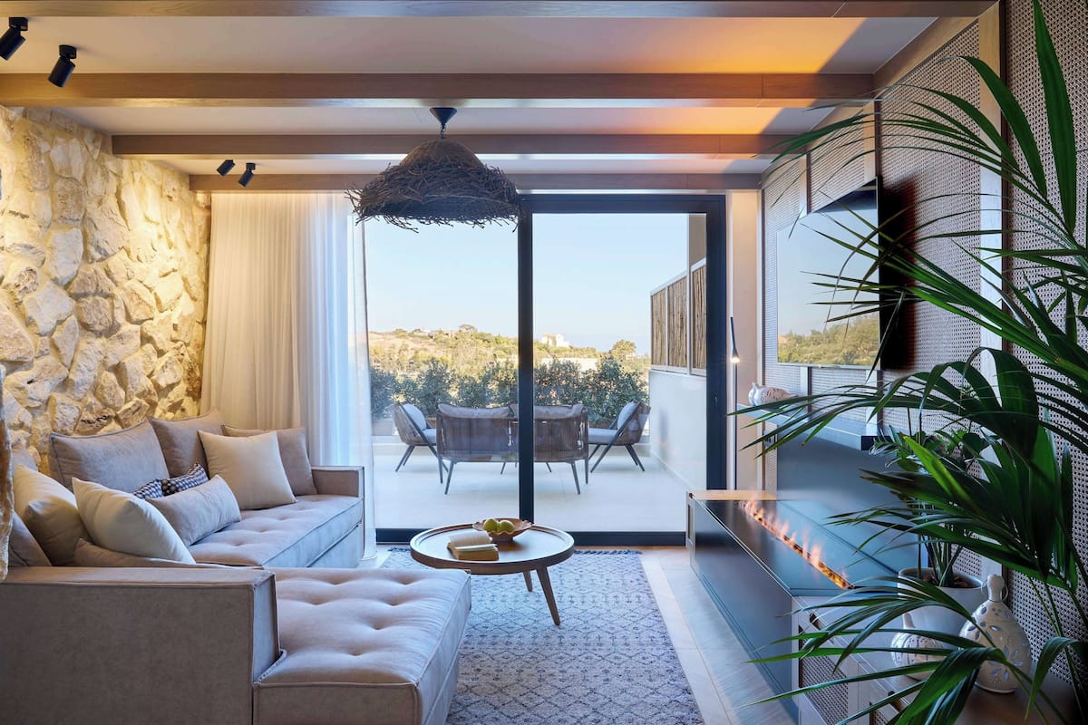 Villa Lojetta | 1 bedroom, Egyptian cotton sheets, premium bedding, memory foam beds