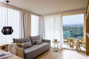 Egyptian cotton sheets, premium bedding, memory foam beds, minibar - Zeus Eleva Mirabello Bay (Agios Nikolaos)