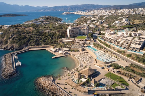 Zeus Eleva Mirabello Bay