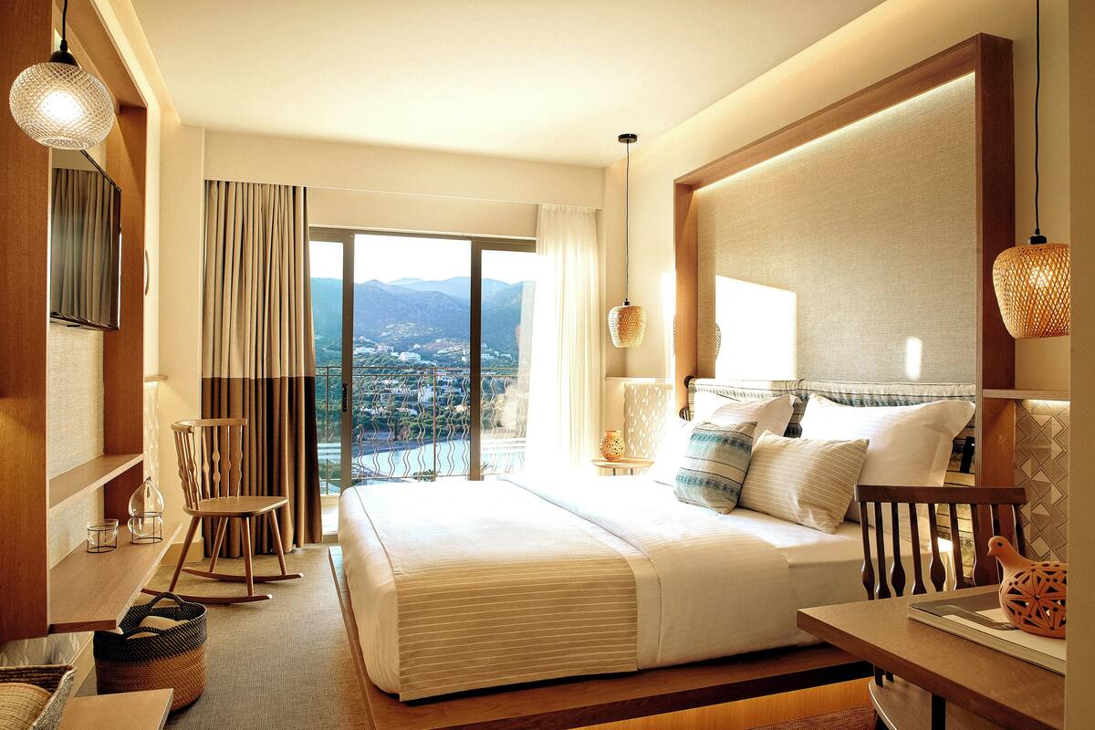 Rom – deluxe, sjøutsikt | Sengetøy i egyptisk bomull og sengetøy av topp kvalitet