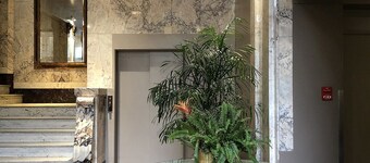 Washington Plaza Apartments