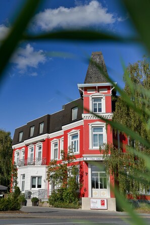 واجهة المنشأة