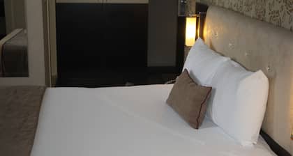 Hotel Palm City Akhisar