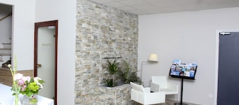 ํธํ
๋ฅด ์ปดํฐ