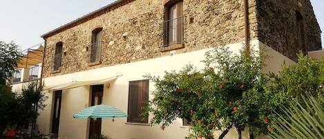 Fachada da propriedade