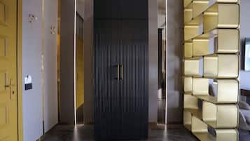 Doppia Superior | 1 camera, minibar, una cassaforte in camera, una scrivania