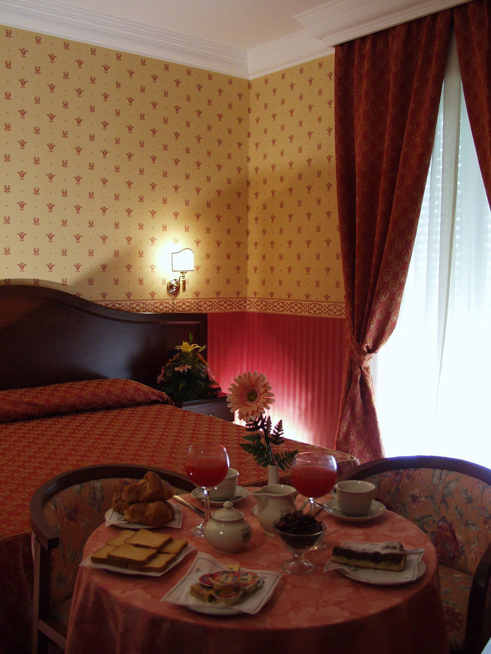 1 bedroom, minibar, in-room safe, desk