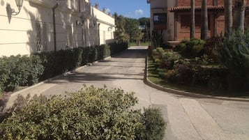 Esterni