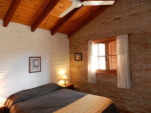 Stuga Classic - flera sÀngar (Cabin, 5 Pax Multiple Beds (70 mts)) | 1 sovrum och sÀngtillbehör av högsta kvalitet