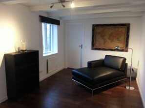 TV, fireplace, DVD player, table football