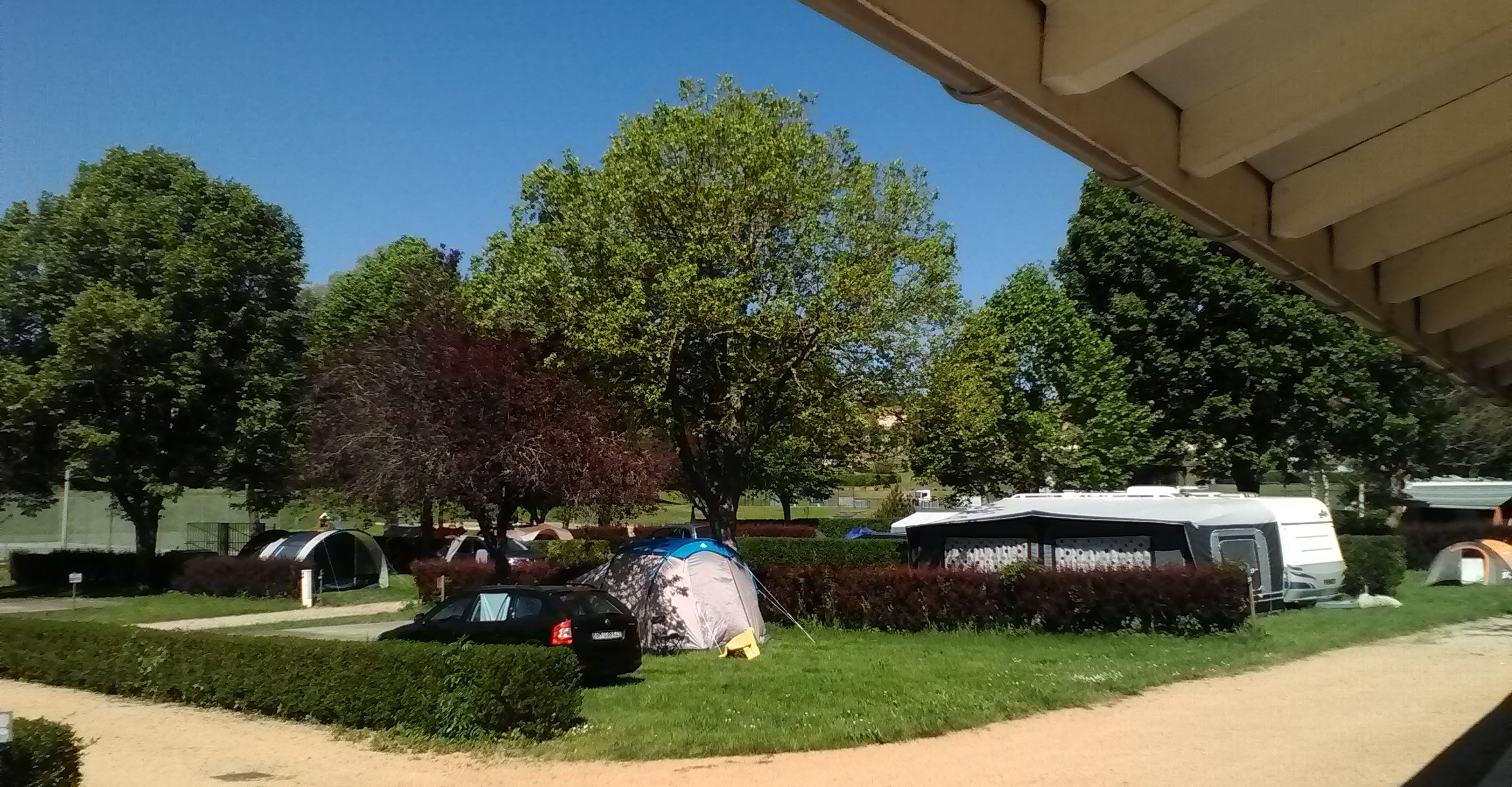 Khuôn viên nơi lưu trú