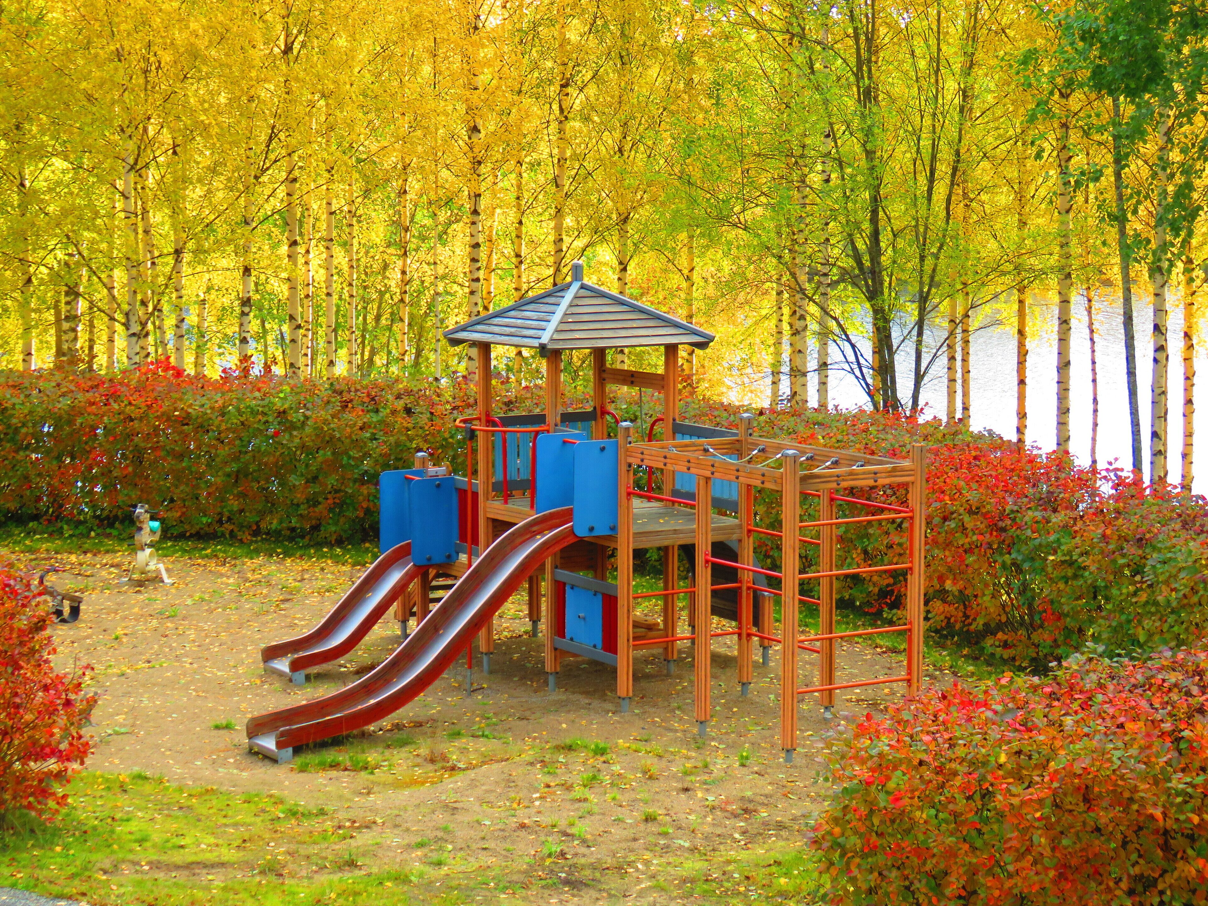 Children’s play area – outdoor