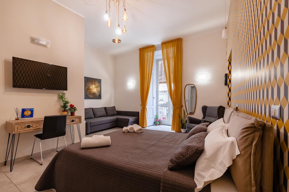 Junior Suite, Balcony | 1 bedroom, premium bedding, minibar, soundproofing