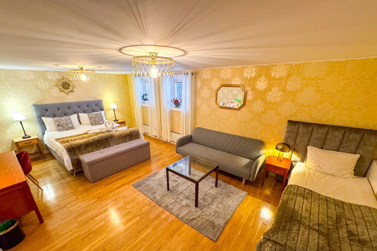 Firemannsrom | Individuelt dekorert, skrivebord og skrivebord for bærbar PC