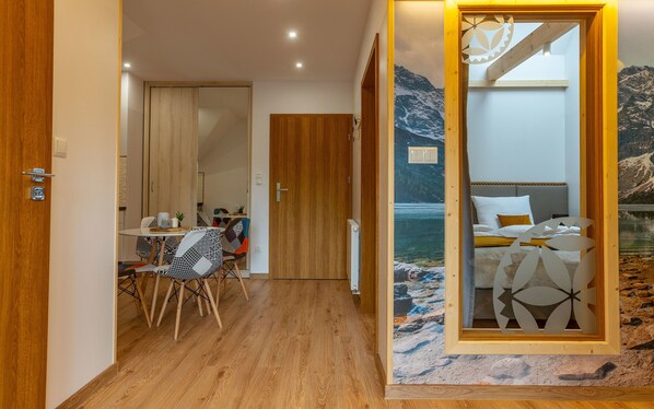 Family Apartment | 1 bedroom, individually decorated, soundproofing, free WiFi - Stacja Zakopane - Apartamenty w Centrum (Zakopane)