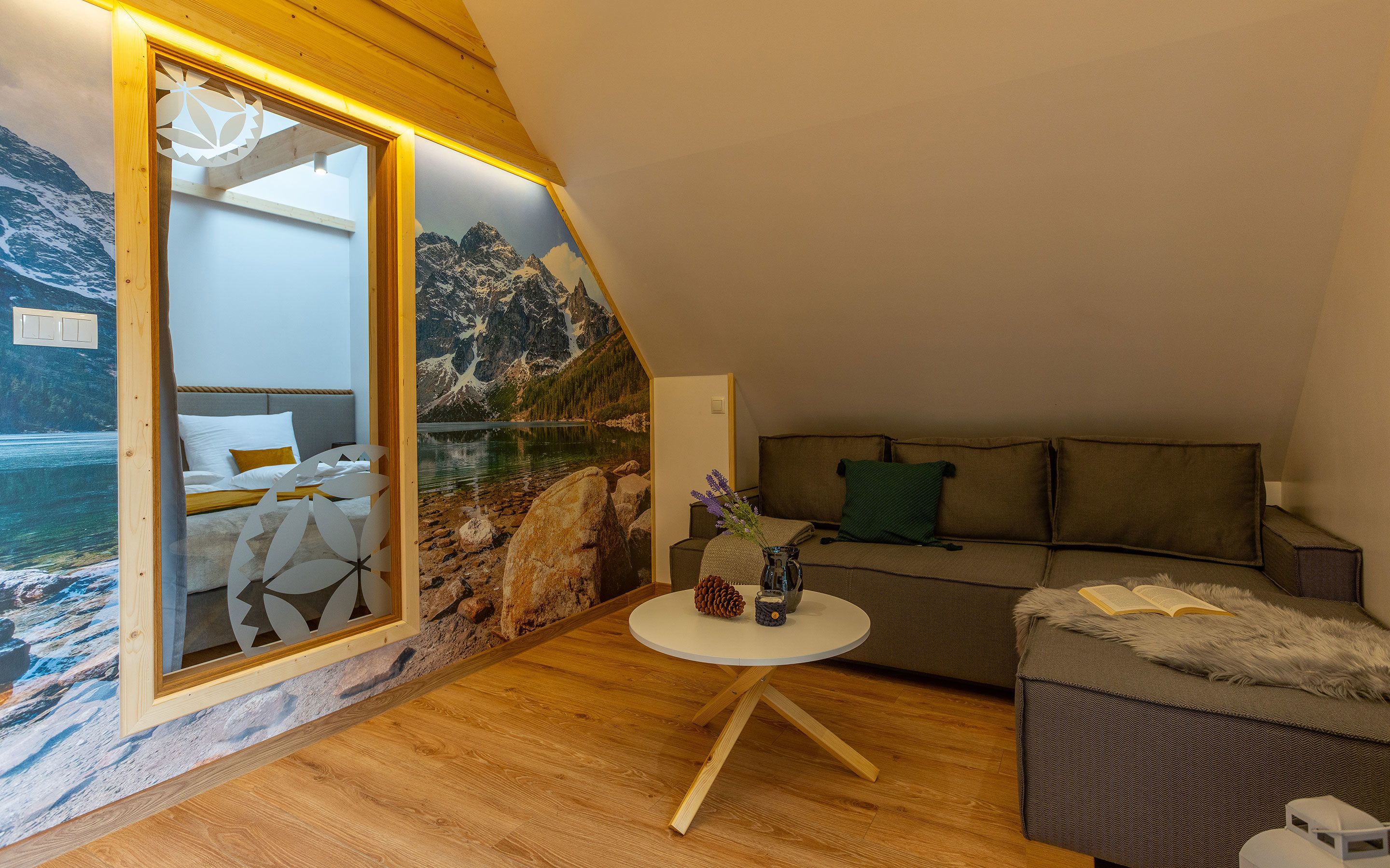 Family Apartment | Living room | Flat-screen TV